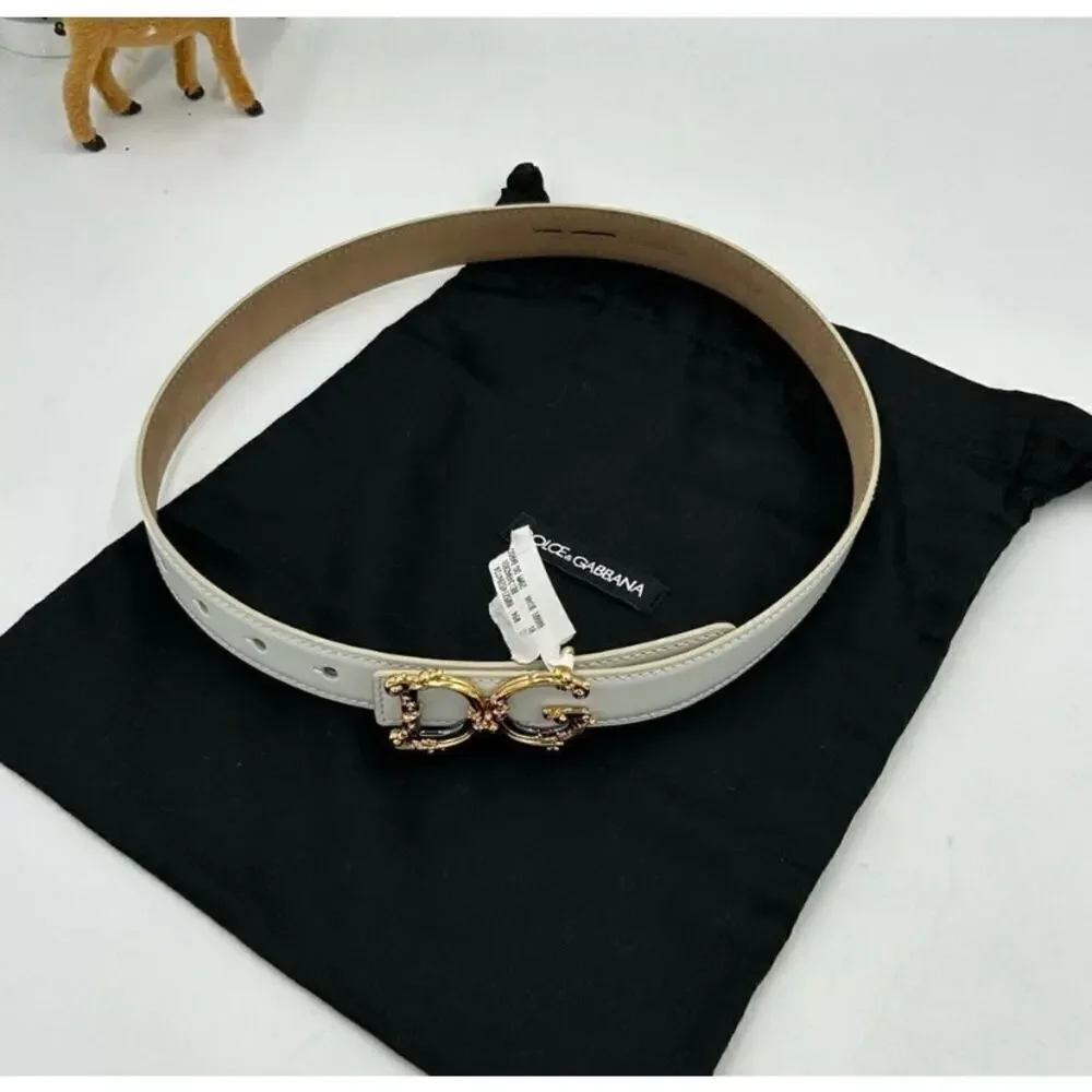 Women’s dolce and Gabbana calf skin leather belt size 70 cm/28 inches made Italy